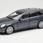 Mercedes E-Class S212 T-Model Tenorit Szary Metallic Minichamps 1:18 B66962447