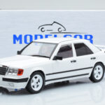 Mercedes E-Class W124 Tuning Biały MCG 1:18 - image 6 of 6