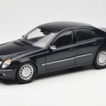 Mercedes E-Class W211 Niebieski Metallic Kyosho 1:18 B66962147