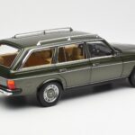 Mercedes 230T W123 T-Model Zielony Metalik Norev 1:18 183730 - image 3 of 8