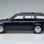 Mercedes E36 AMG S124 Niebieski Otto 1:18 OT753 Żywica - image 3 of 6