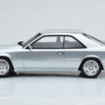 Mercedes E36 AMG C124 Coupe Srebrny Otto 1:18 - image 3 of 6