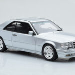 Mercedes E36 AMG C124 Coupe Srebrny Otto 1:18 - image 4 of 6