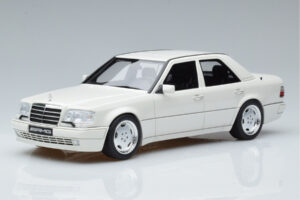 Mercedes E60 AMG W124 Biały Otto 1:18