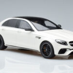 Mercedes AMG E63 S W213 Biały GT Spirit 1:18 - image 4 of 6