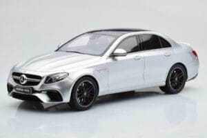 Mercedes AMG E63 S W213 Srebrny GT Spirit 1:18