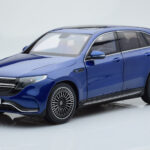 Mercedes EQC 400 Brilliant Niebieski NZG 1:18