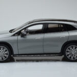 Mercedes EQE SUV X294 AMG Line Alpine Szary NZG 1:18 - image 4 of 8