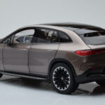 Mercedes EQE SUV X294 AMG Line Velvet Brązowy NZG 1:18 - image 7 of 8