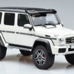 Mercedes G500 4x4 W463 GT Spirit 1:18 GT142 Żywica - image 4 of 6