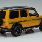 Mercedes AMG G63 W463 Crazy Color Solar Beam Edycja Dealerska GT Spirit 1:18 B66961012 Żywica - image 2 of 6
