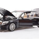 Mercedes Maybach S-Class W222 Brabus 900 Obsidian Czarny Almost Real 1:18 - image 2 of 8