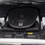 Mercedes Maybach S600 W222 V12 Biturbo Diamond Biały Almost Real 1:18 - image 10 of 11