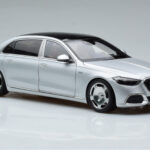 Mercedes Maybach S600 W222 V12 Biturbo Hightech Srebrny Almost Real 1:18 - image 6 of 12