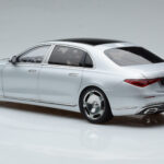 Mercedes Maybach S600 W222 V12 Biturbo Hightech Srebrny Almost Real 1:18 - image 7 of 12