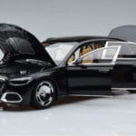 Mercedes Maybach S600 W222 V12 Biturbo Obsidian Czarny Almost Real 1:18 - image 2 of 11