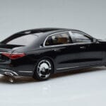 Mercedes Maybach S600 W222 V12 Biturbo Obsidian Czarny Almost Real 1:18 - image 3 of 11