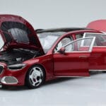 Mercedes Maybach S600 W222 V12 Biturbo Patagonia Czerwony Almost Real 1:18 - image 2 of 10