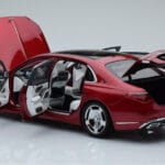 Mercedes Maybach S600 W222 V12 Biturbo Patagonia Czerwony Almost Real 1:18 - image 5 of 10