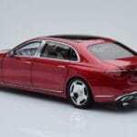 Mercedes Maybach S600 W222 V12 Biturbo Patagonia Czerwony Almost Real 1:18 - image 7 of 10