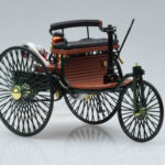 Mercedes Patent Motorwagen Zielony Norev 1:18 - image 4 of 6