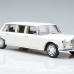 Mercedes S-Class 600 W100 LWB Pullman Biały MCG 1:18 MCG18188 Metal - image 4 of 6
