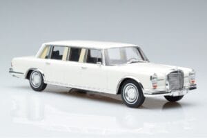 Mercedes S-Class 600 W100 LWB Pullman Biały MCG 1:18 MCG18188 Metal — zdjęcie 4 z 6