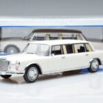 Mercedes S-Class 600 W100 LWB Pullman Biały MCG 1:18 MCG18188 Metal - image 6 of 6