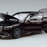 Mercedes S-Class W223 AMG Line Czerwony Norev 1:18 - image 2 of 8