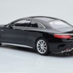Mercedes AMG S63 C217 Coupe Czarny GT Spirit 1:18 - image 5 of 6