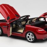 Mercedes SLK R172 Designo Zircon Czerwony Minichamps 1:18 B66960513 - image 5 of 8