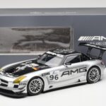 Mercedes SLS AMG GT3 #96 M. Hakkinen AMG Customer Sports 6 Hours of Zhuhai ILMC 2011 Minichamps 1:18 B66960197 - image 6 of 6