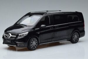 Mercedes V-Class W447 V260L Czarny Mercedes 1:18 QALCN89911150 Metal