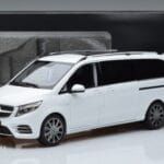 Mercedes V-Class W447 V260L Biały Mercedes 1:18 QALCN89911149 Metal - image 8 of 8