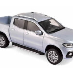 Mercedes X-Class Srebrny Norev 1:18