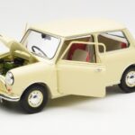 Morris Mini Minor Biały Kyosho 1:18 08964W - image 2 of 8