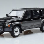 Nissan Patrol GR Y60 Szary Otto 1:18