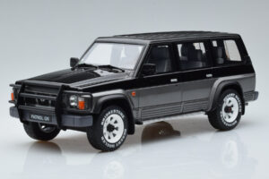 Nissan Patrol GR Y60 Szary Otto 1:18