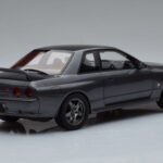 Nissan Skyline GT-R BNR32 Nismo Szary Otto 1:18 - image 2 of 6