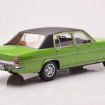Opel Diplomat B Zielony Metaliczny MCG 1:18 - image 2 of 6
