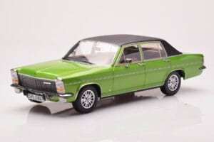 Opel Diplomat B Zielony Metaliczny MCG 1:18 MCG18337
