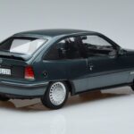 Opel Kadett E GSi Niebieski Metalik Norev 1:18 183614 Metal - image 2 of 6