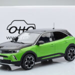 Opel Mokka-e GS Line Matcha Zielony Otto 1:18 - image 5 of 5