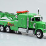 Peterbilt 359 Wrecker Road Service Zielony IXO 1:43 - image 4 of 5