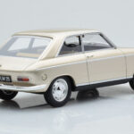 Peugeot 204 Coupe Beżowy Otto 1:18 - image 2 of 6