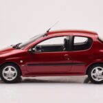 Peugeot 206 S16 Czerwony Otto 1:18 - image 3 of 6