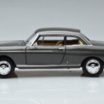Peugeot 404 Coupe Graphite Szary Norev 1:18 - image 4 of 7
