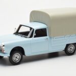 Peugeot 404 Pickup Bache Pastelowy Niebieski Otto 1:18
