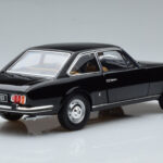 Peugeot 504 Coupe Czarny Norev 1:18 - image 3 of 7