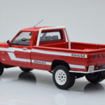 Peugeot 504 Dangel Pickup Czerwony Otto 1:18 - image 5 of 6